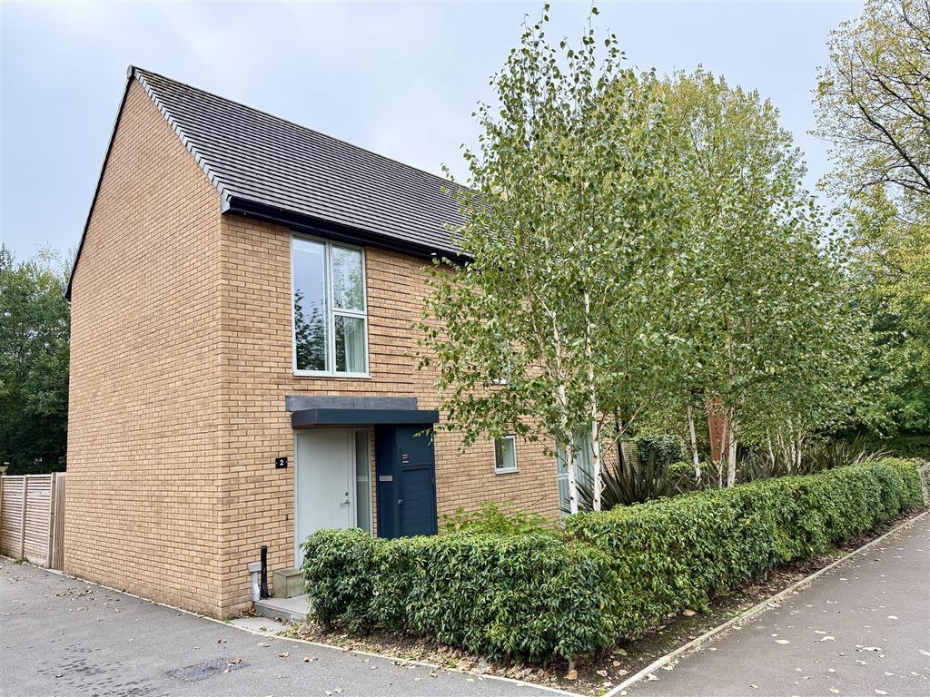 Property photo 3 of 25