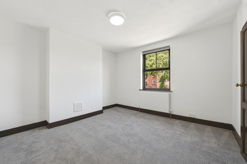 Property photo 3 of 9 Picture No. 02
