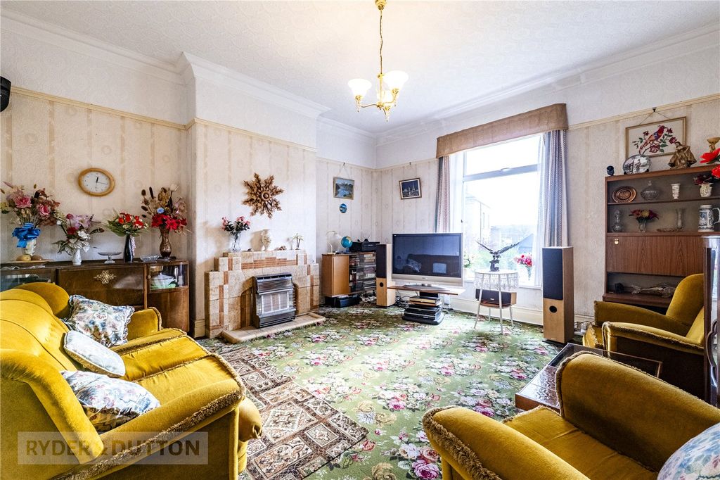 Property photo 2 of 23 Living Room