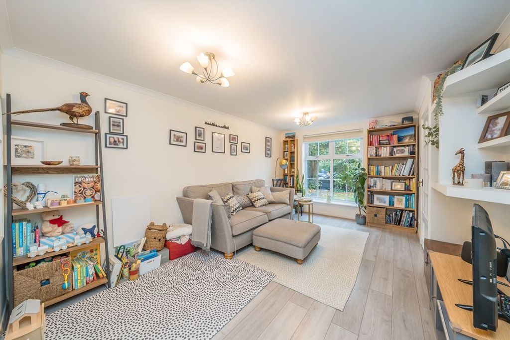 Property photo 2 of 7