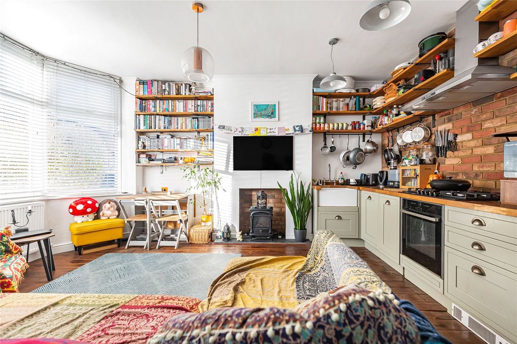 Property photo 1 of 11 Picture No. 04