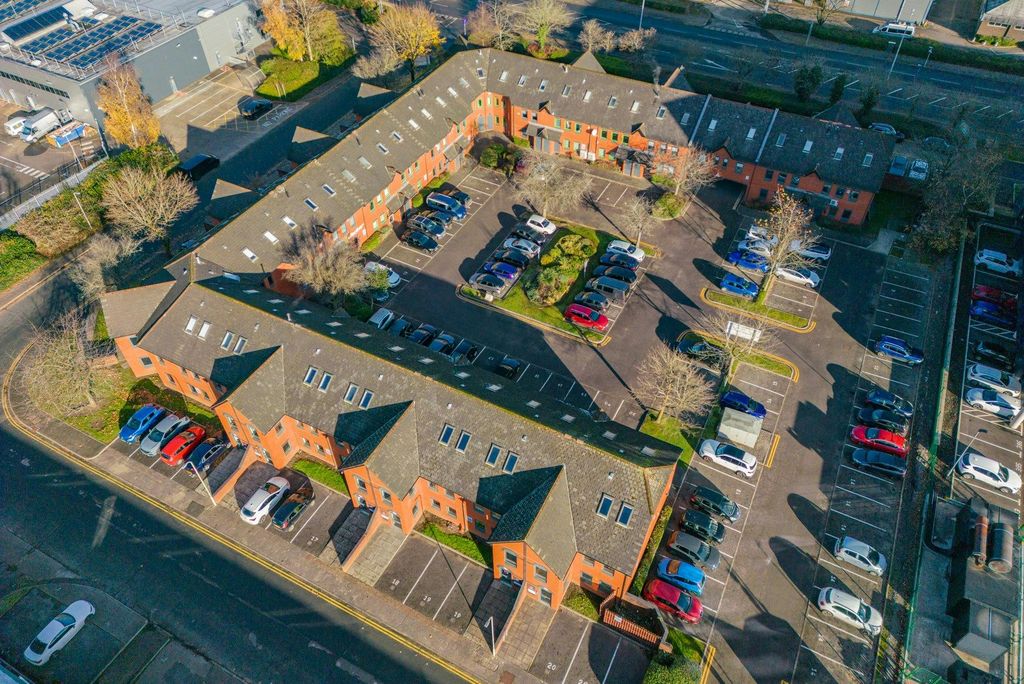 Property photo 2 of 10 Image 1