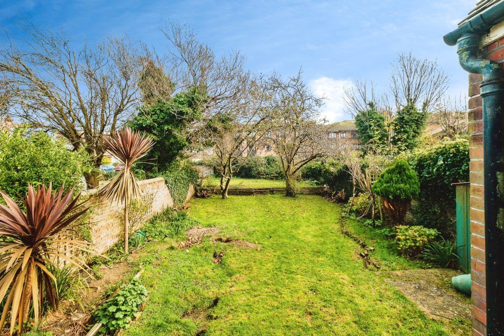 Additional image 53 of 8 bed semi-detached house for saleBeach Road, Littlehampton BN17