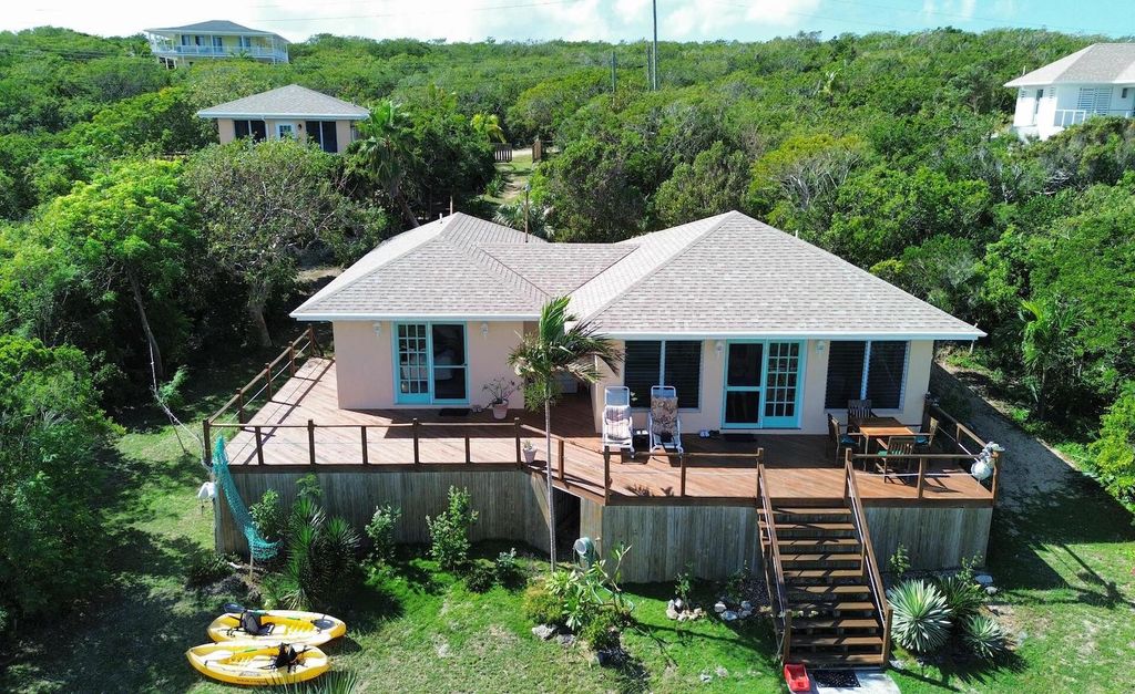 Property photo 2 of 9