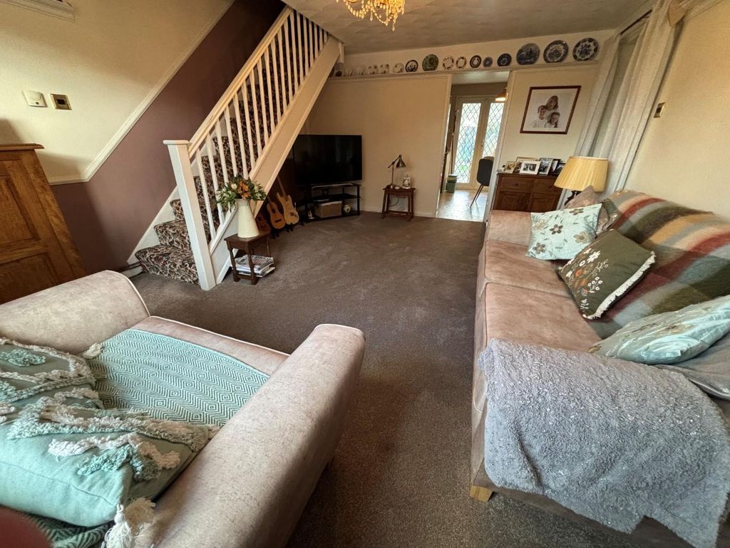 Property photo 3 of 18 3.Jpg