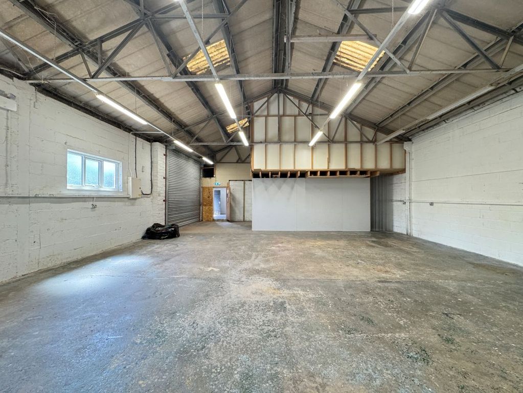 Property photo 3 of 7