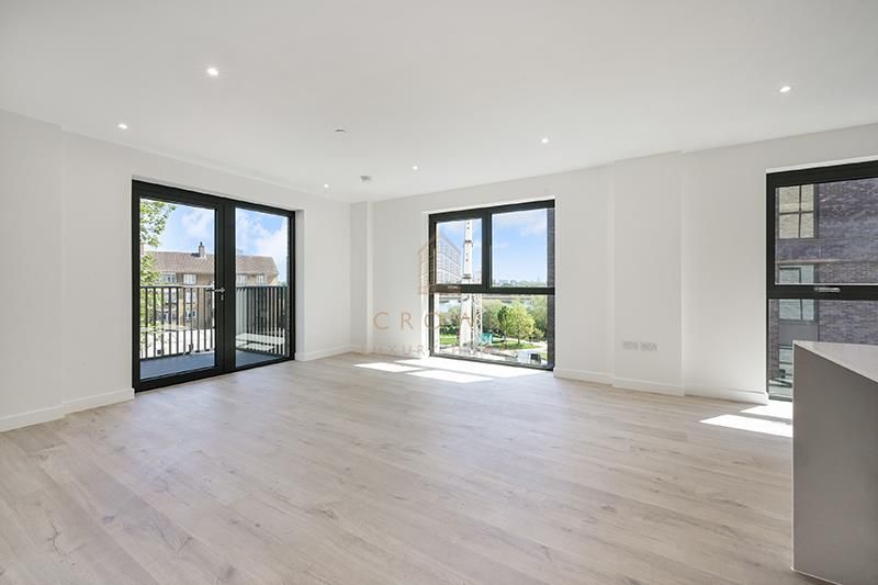 Property photo 3 of 13 Azure Apartments, 11 (4).Jpg