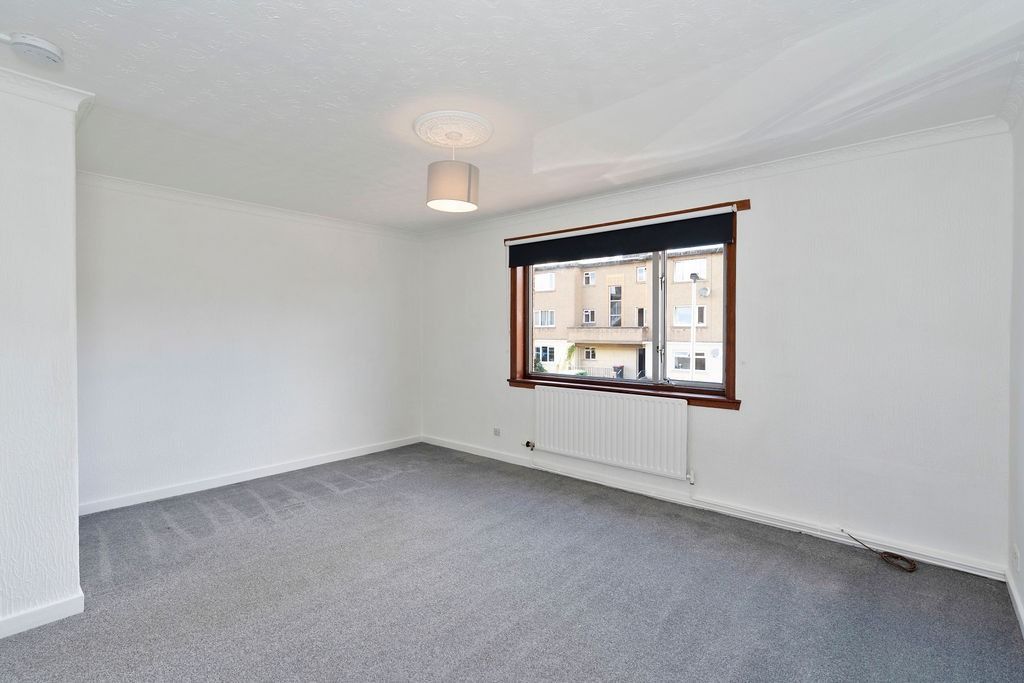 Property photo 2 of 23 5364033