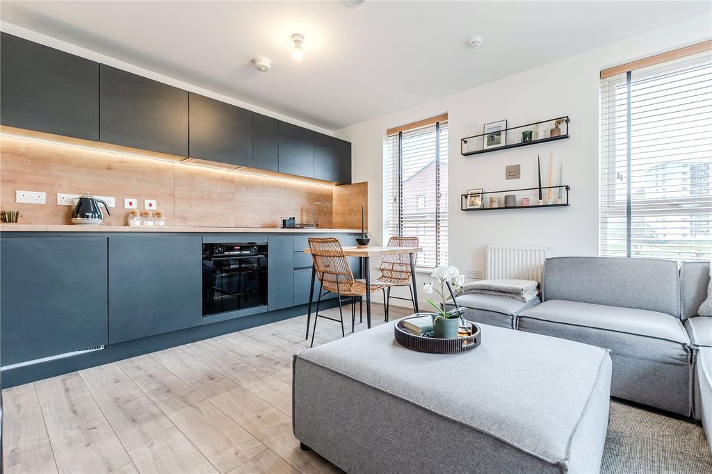 Property photo 3 of 17 Picture No. 04