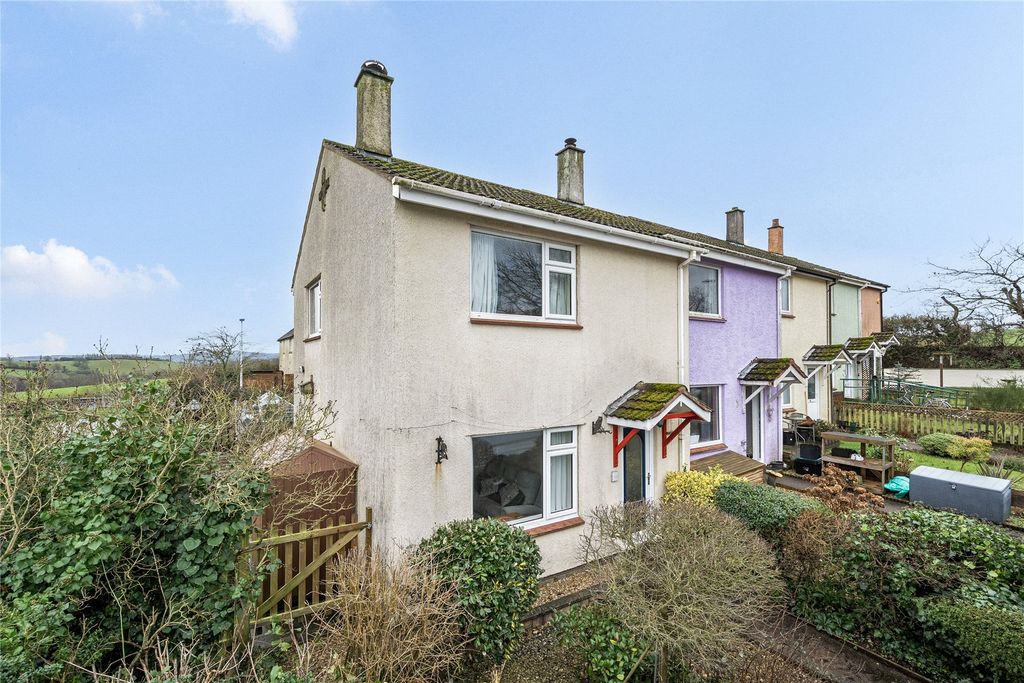 Property photo 1 of 18 1 - Picture No. 03