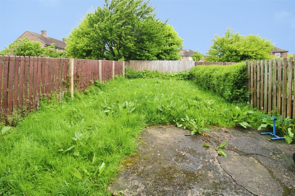Property photo 2 of 11 Rear Garden