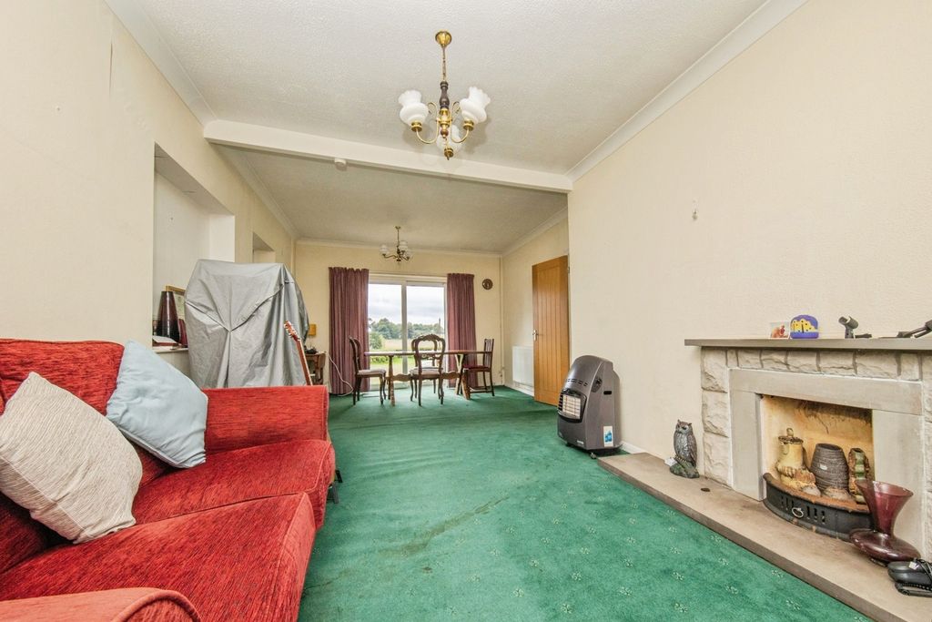 Property photo 3 of 18 Pbox-Img.Jpg
