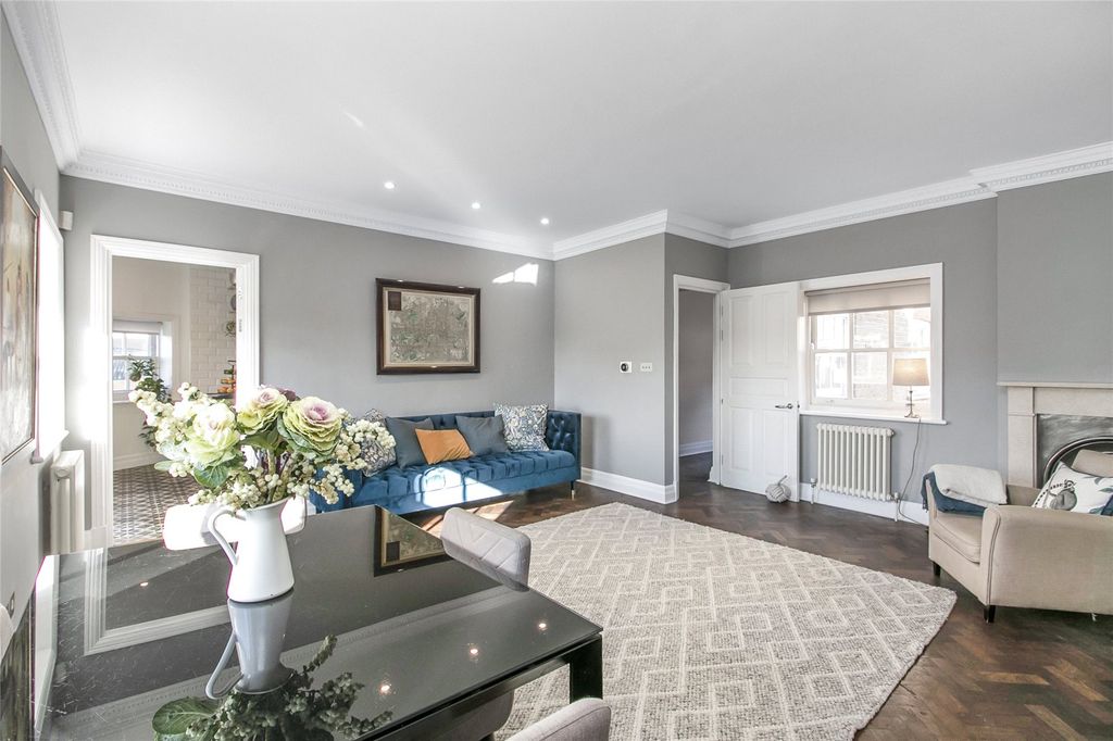 Property photo 1 of 19 Reception Room