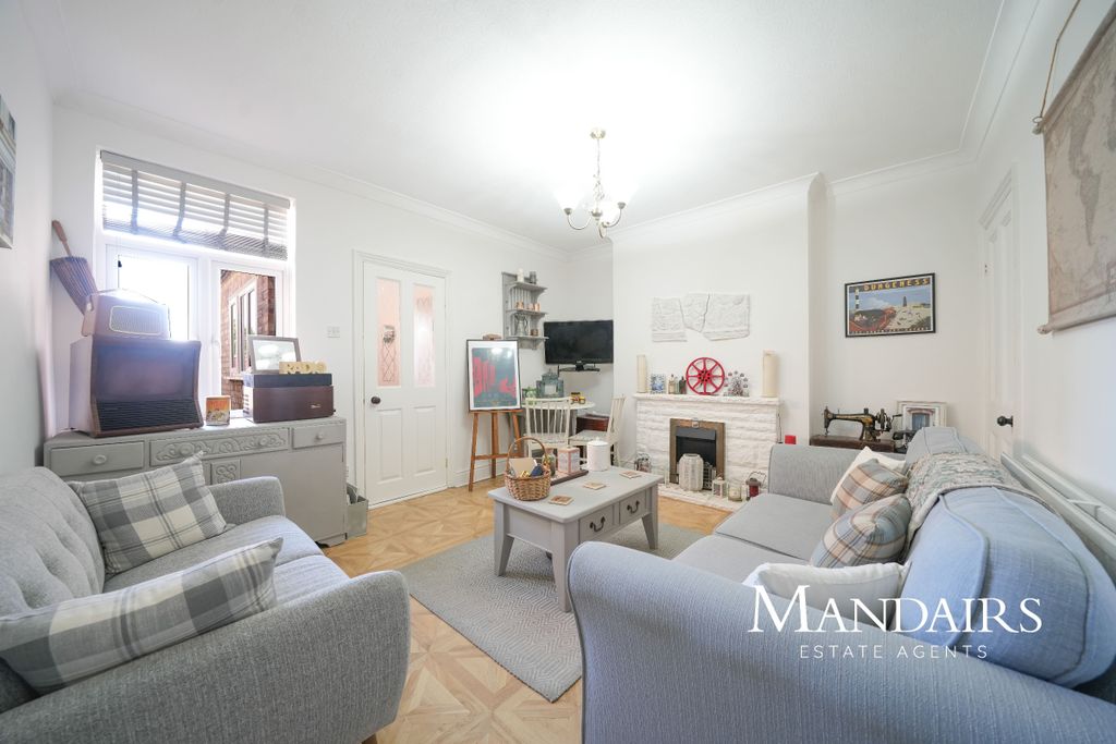 Property photo 3 of 31