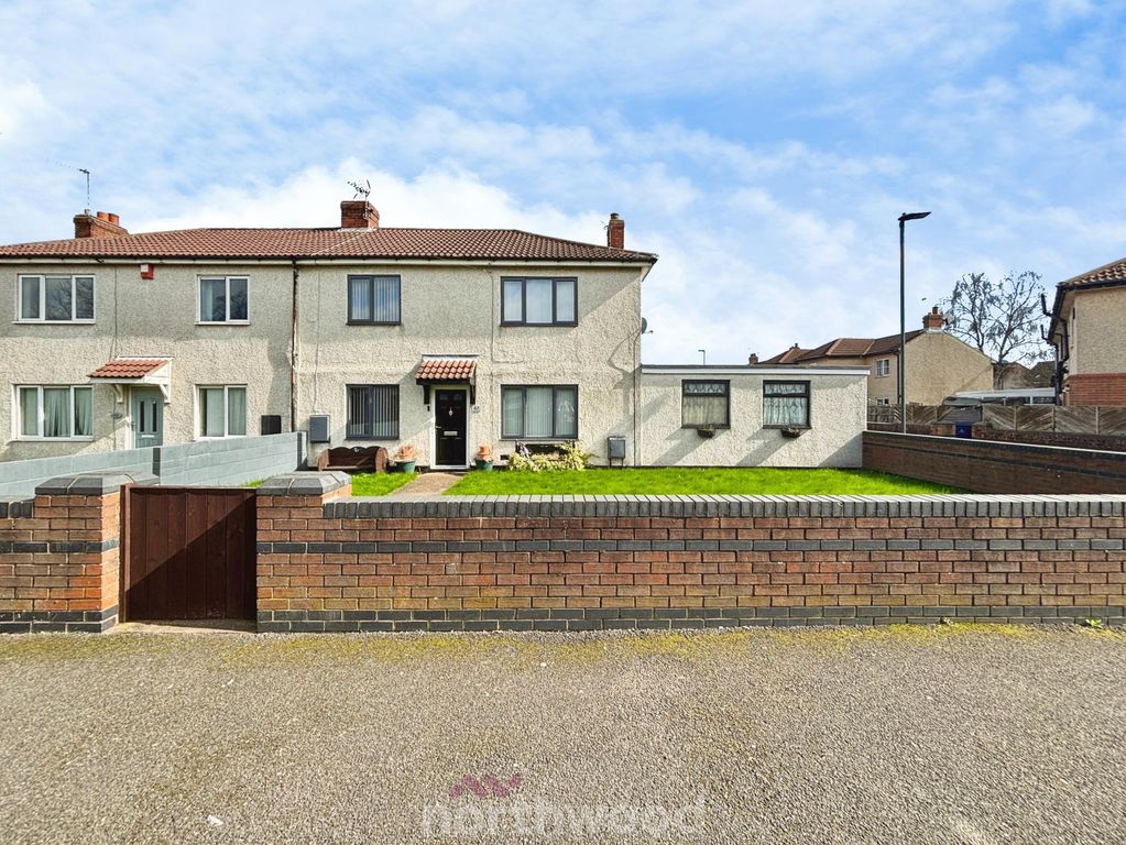 Property photo 1 of 32