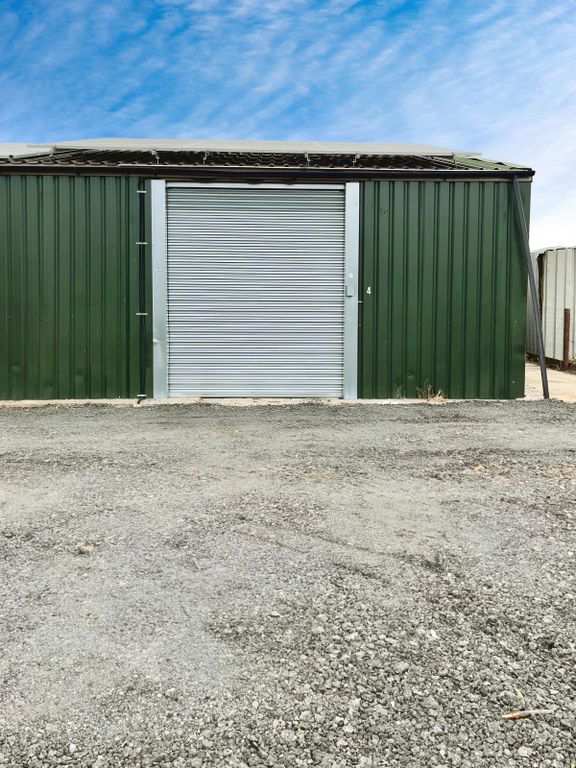 Property photo 2 of 3