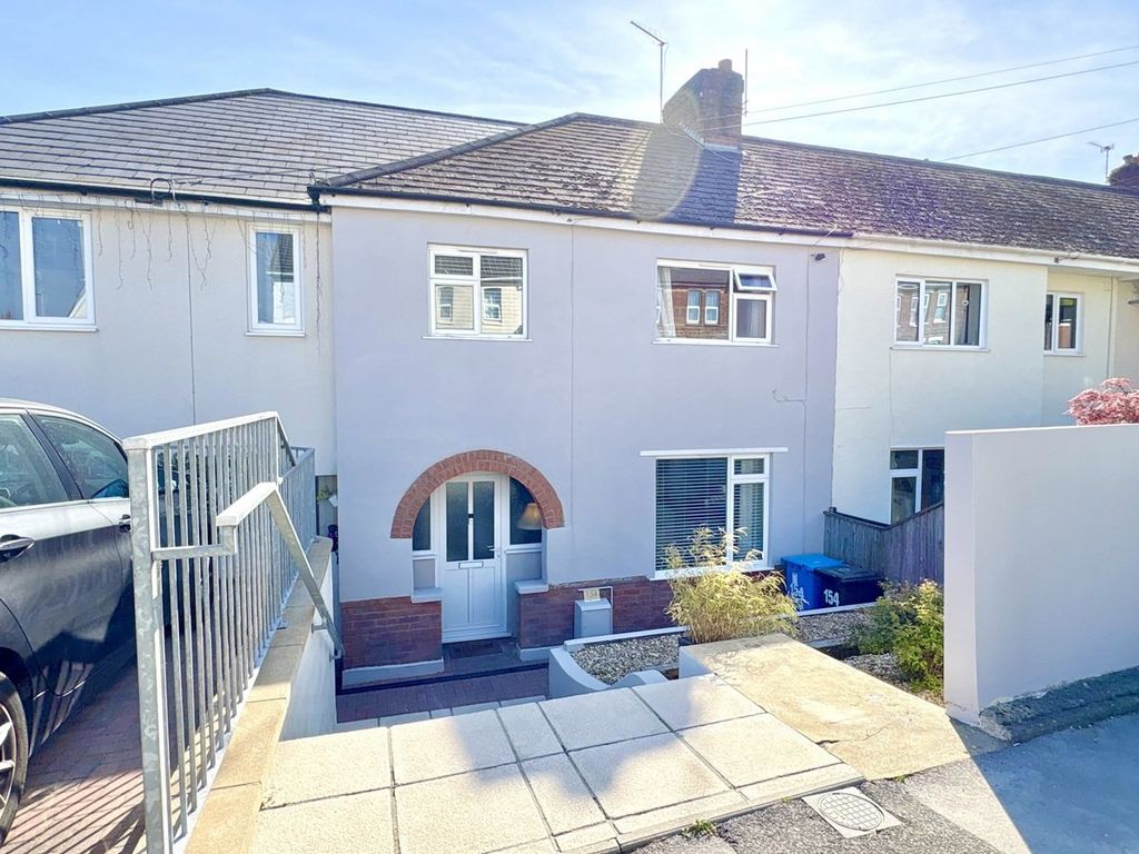 Property photo 1 of 25