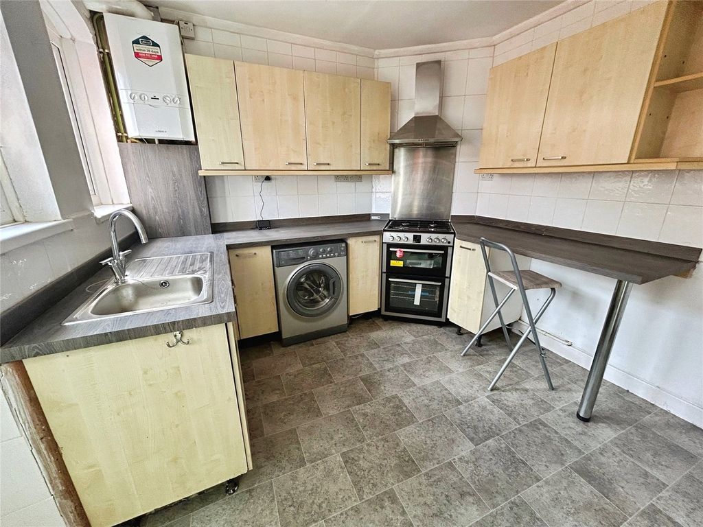 Property photo 3 of 11 Picture No. 05