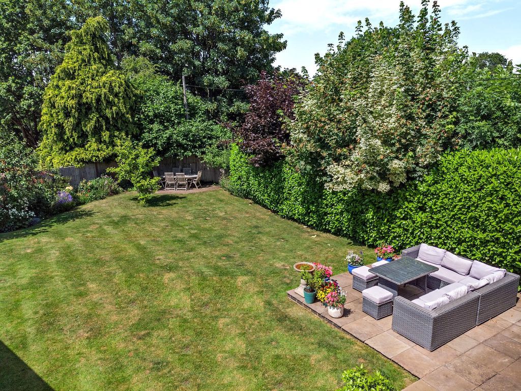 Property photo 2 of 32 Photo 28