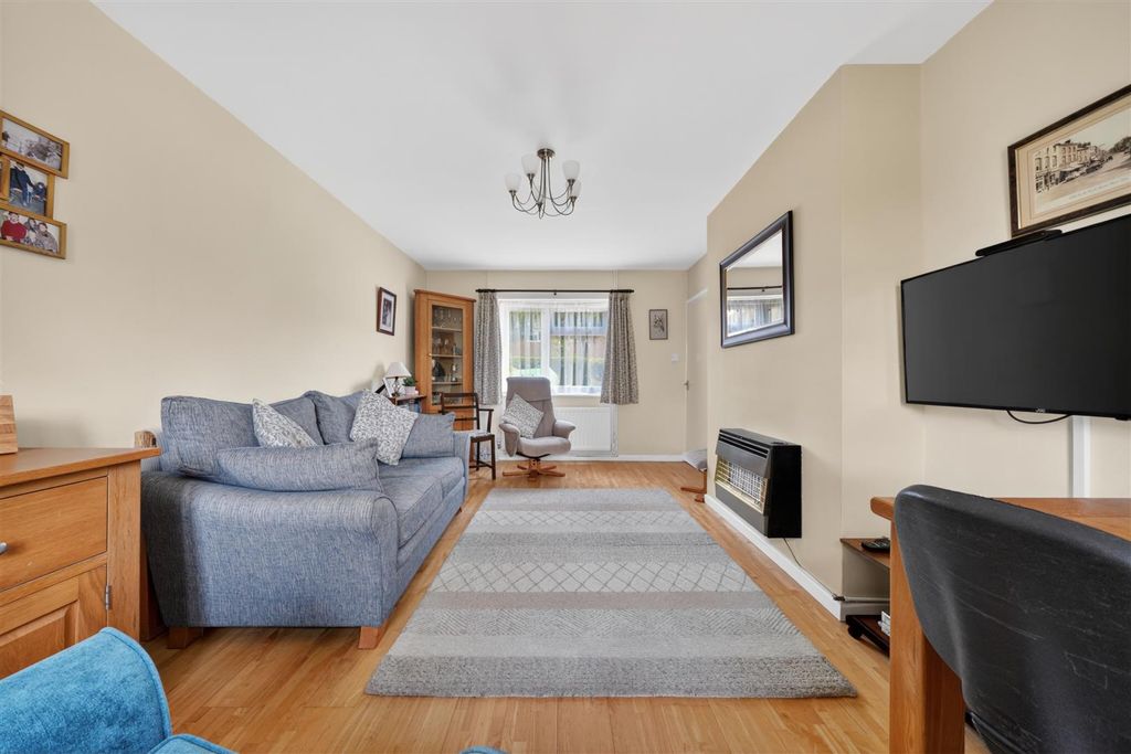 Property photo 3 of 19 3
