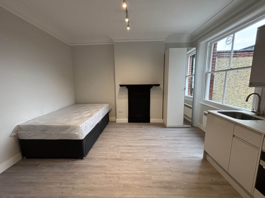 Property photo 2 of 4
