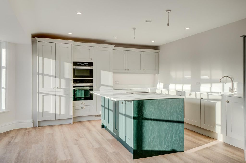 Property photo 1 of 20 Batched (3).Jpg