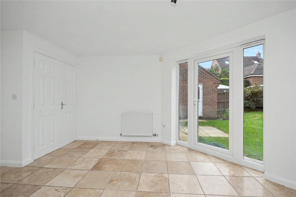 Property photo 3 of 31 Picture No. 63