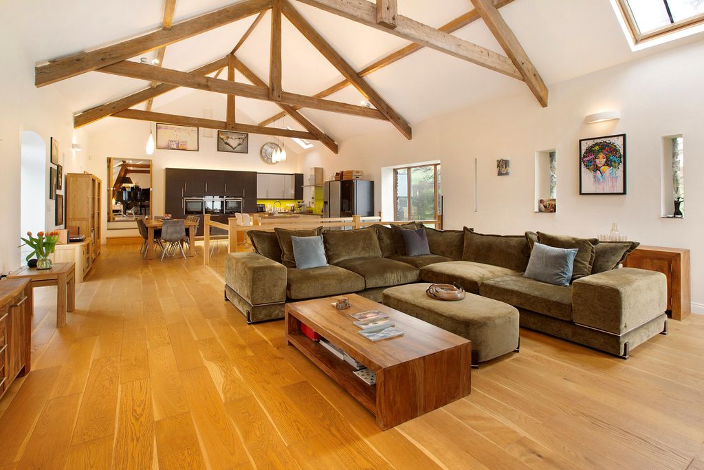 Property photo 3 of 26 Image