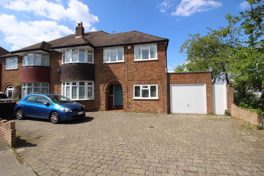 Property photo 1 of 15