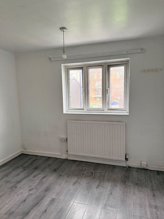 Property photo 2 of 2