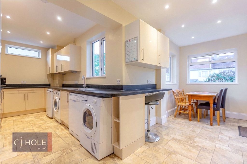 Property photo 1 of 17 Picture No. 57