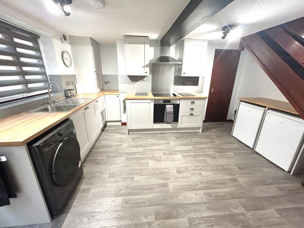 Property photo 1 of 9 Picture No. 07