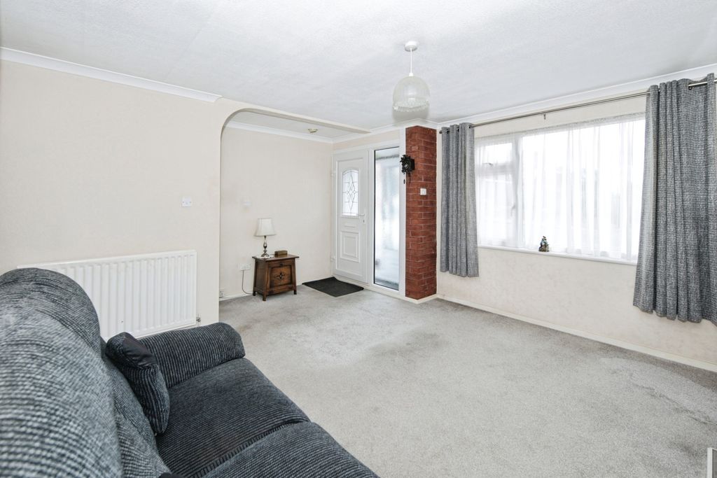 Property photo 3 of 18 Pbox-Img.Jpg