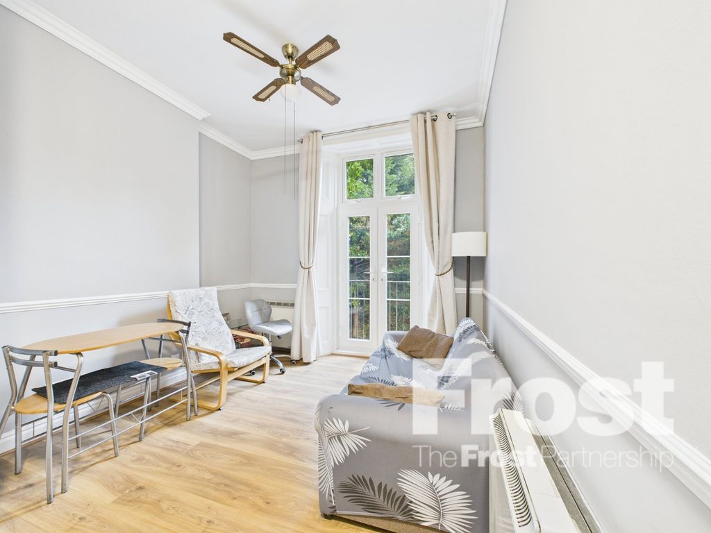 Property photo 2 of 5 Picture No. 03