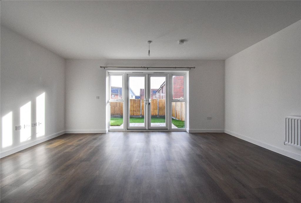 Property photo 3 of 10 Picture No. 10