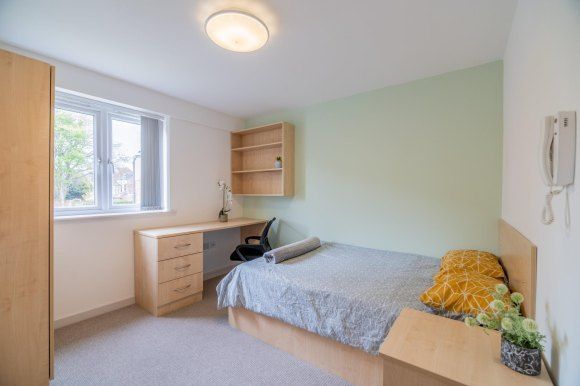 Property photo 2 of 6 8829283.Jpg