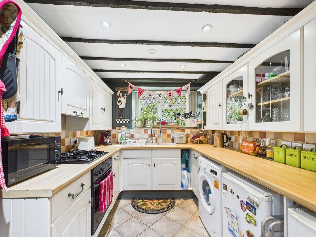 Property photo 2 of 32