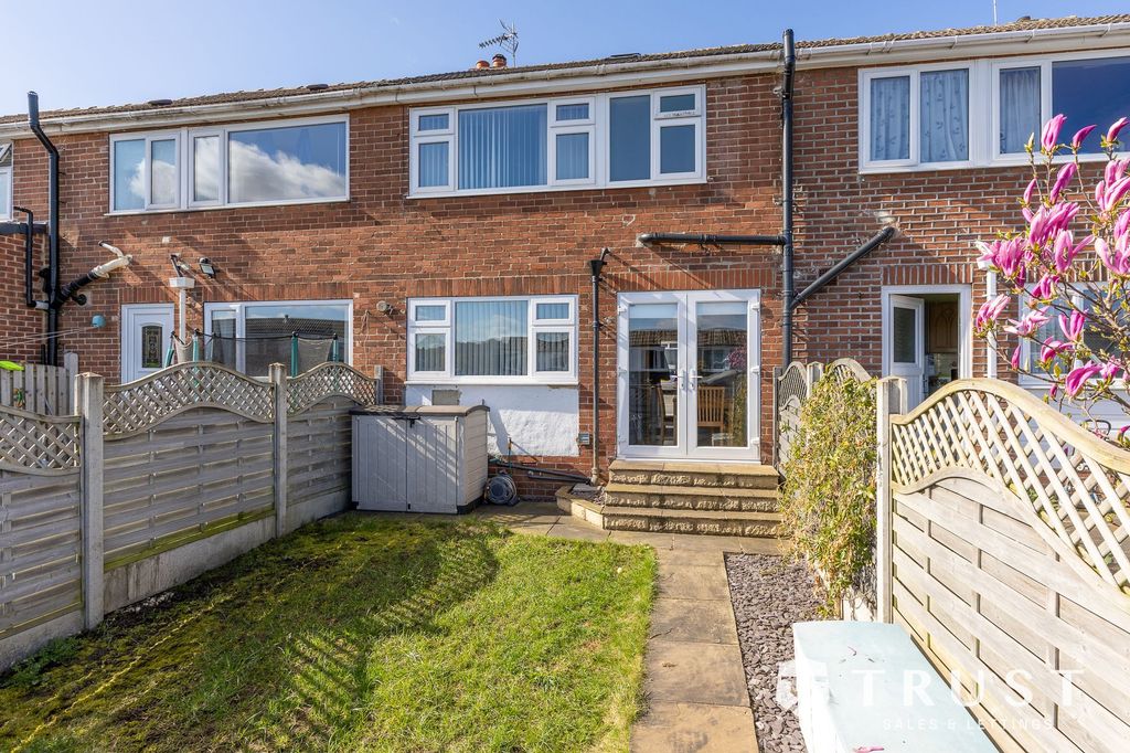 Property photo 2 of 26