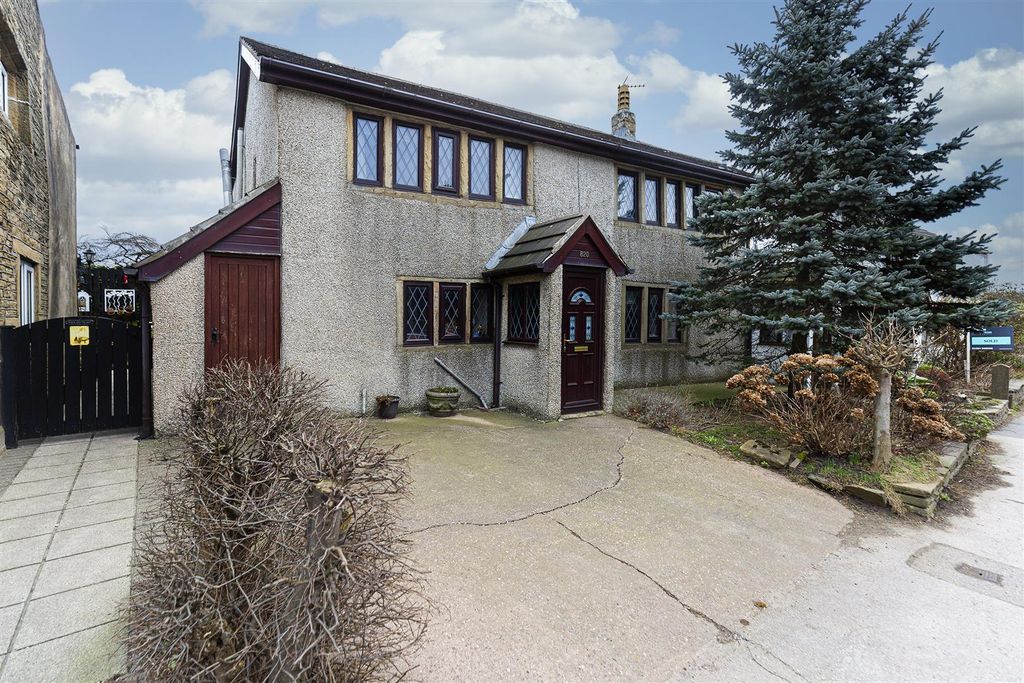 Property photo 1 of 29 Front External