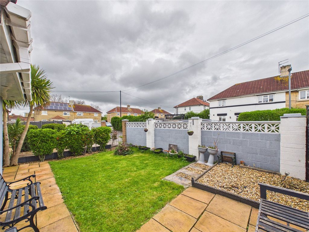 Property photo 2 of 15 Picture No. 05