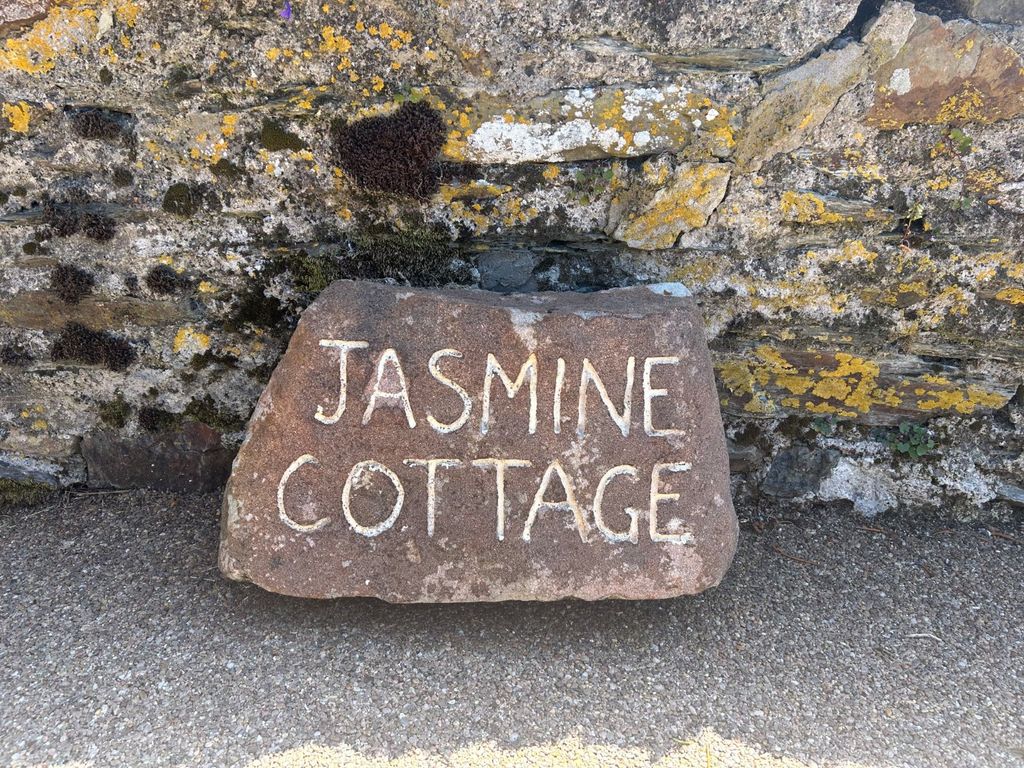 Property photo 2 of 12 Picture No. 11