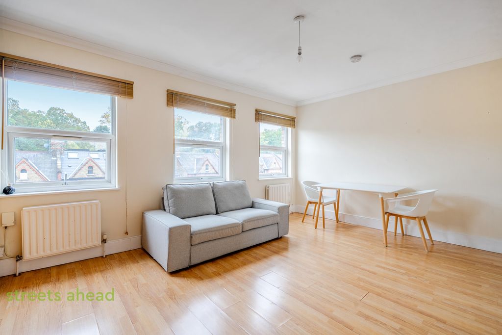 Property photo 2 of 12 B58c8298-84F0-48c...