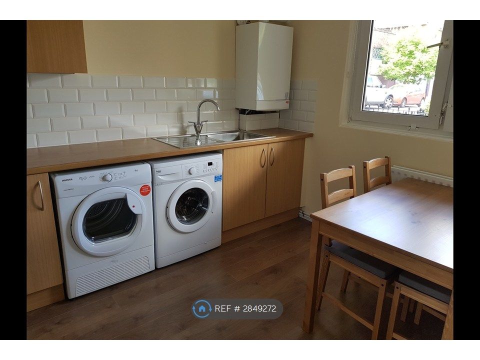 Property photo 2 of 13 Kitchen/Diner