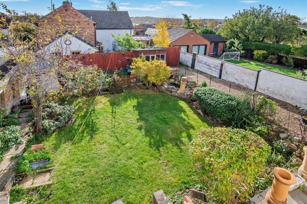 Property photo 2 of 16