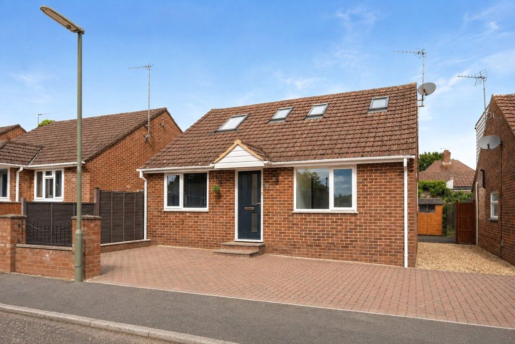 Property photo 1 of 19 Picture No. 28