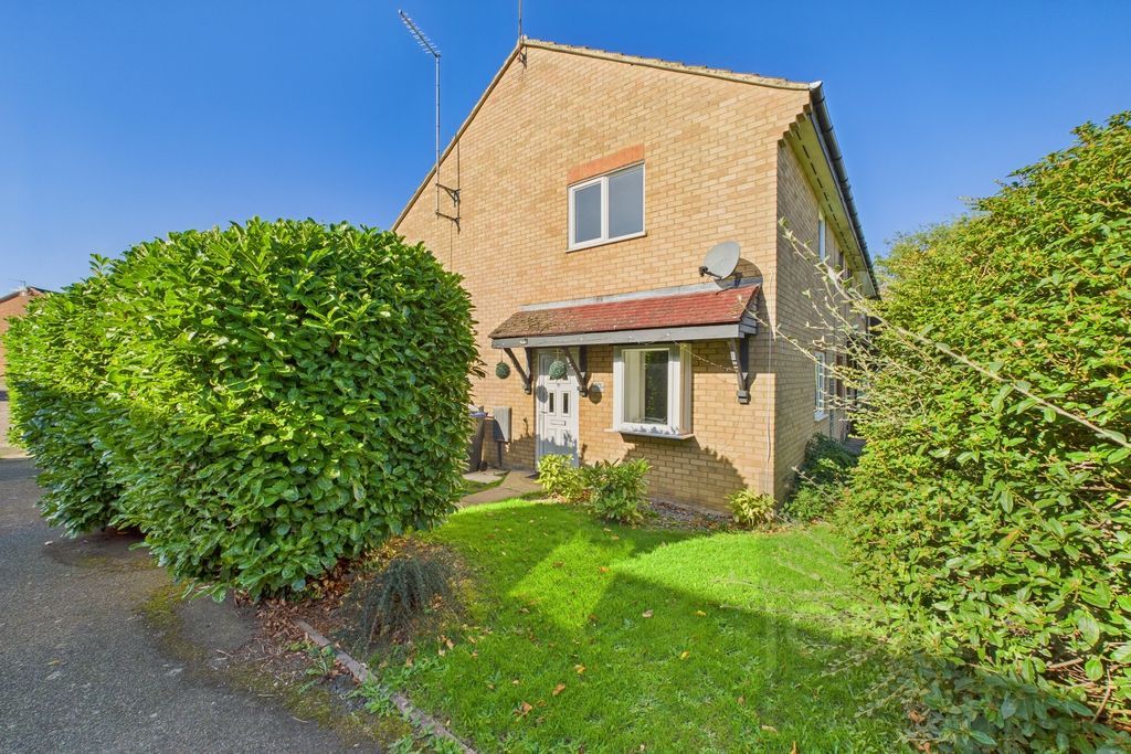 Property photo 1 of 11