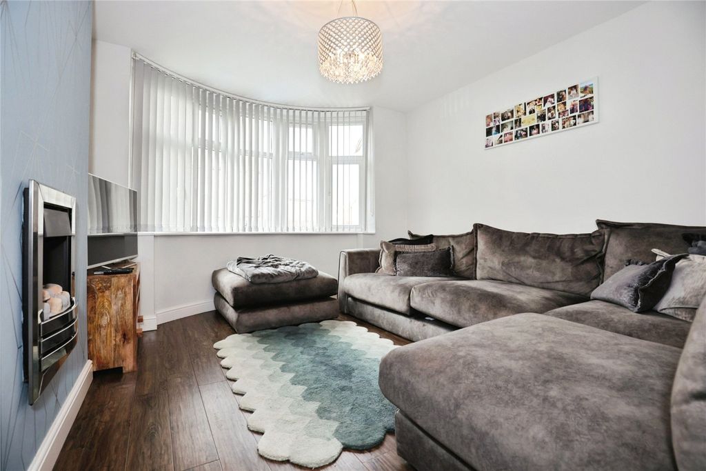 Property photo 2 of 16 Picture No. 02