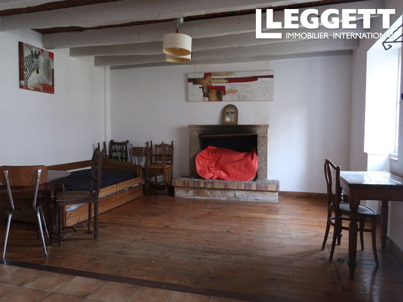 Property photo 2 of 10