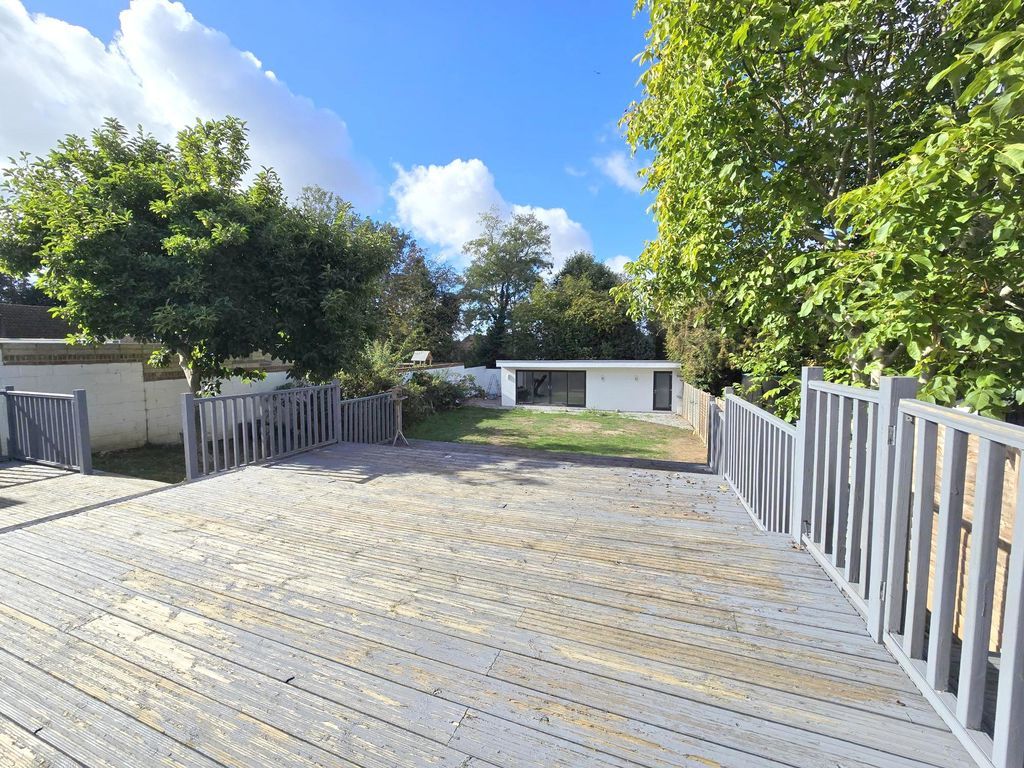 Property photo 2 of 30 Photo 10