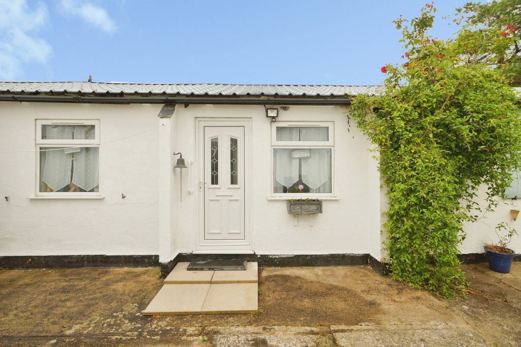Property photo 1 of 29 Pbox-Img.Jpg